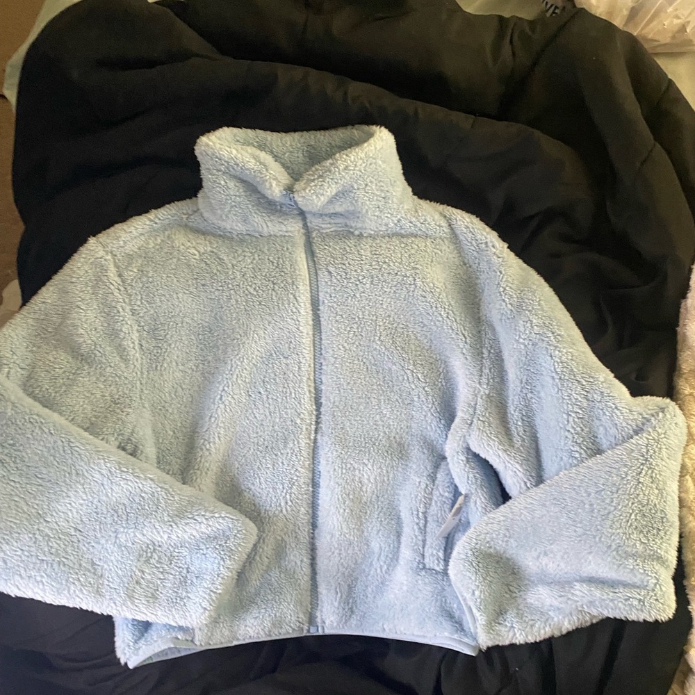 Women’s fluffy zip up